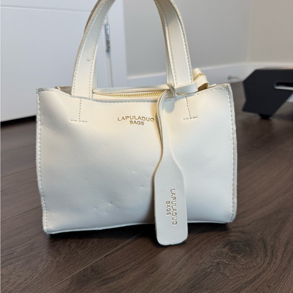 Women's Cream Handbag - Picture 3 of 3